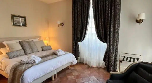 Номер Deluxe Hotel Restaurant Relais Royal