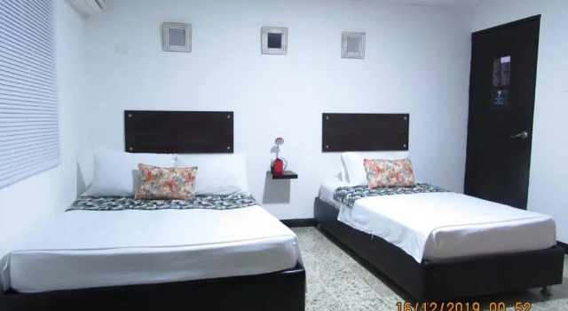 Трёхместный номер Standard Costana - Hostal