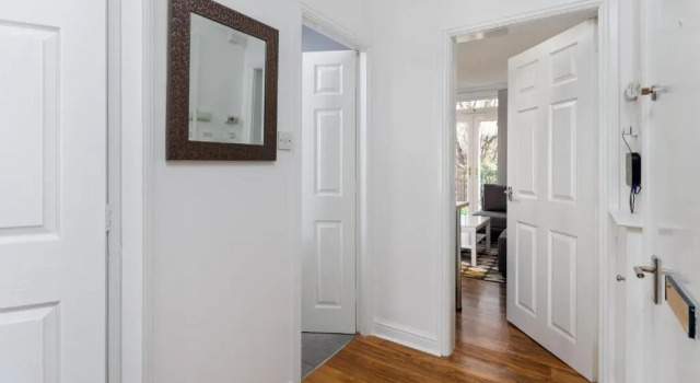 Апартаменты FLATZY - Stylish Abode on Doorstep of Sefton Park *10 minutes to Centre*