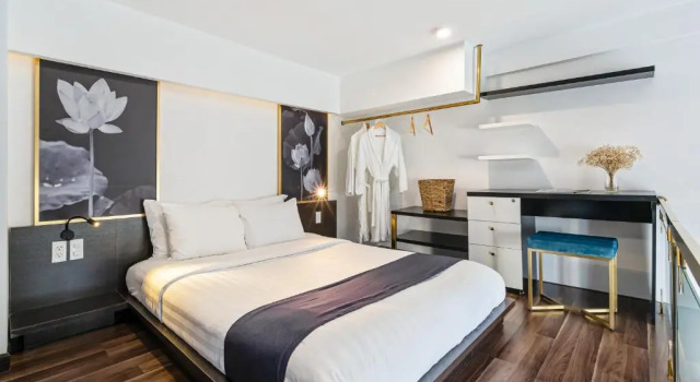 Студия Дуплекс с балконом и с видом на город KunKin Luxury Hotel & Apartment