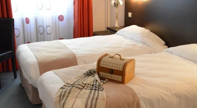 Апартаменты Logis Hôtel Restaurant de France