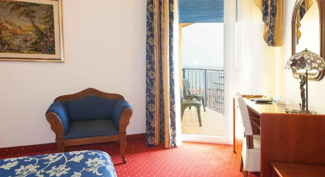 Двухместный номер с частичным видом на море Hotel Napoleon