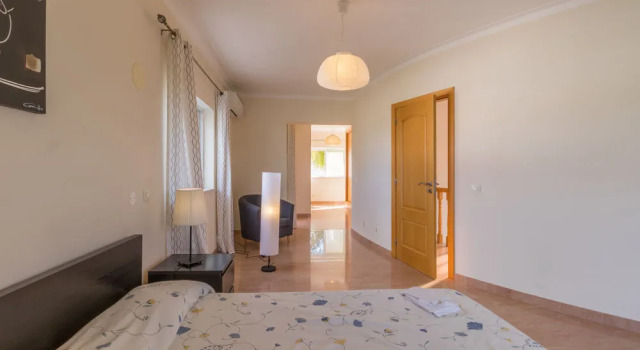 Villa Alvor, Boek Villa Hotels in Albufeira met parkeren, Parkeren