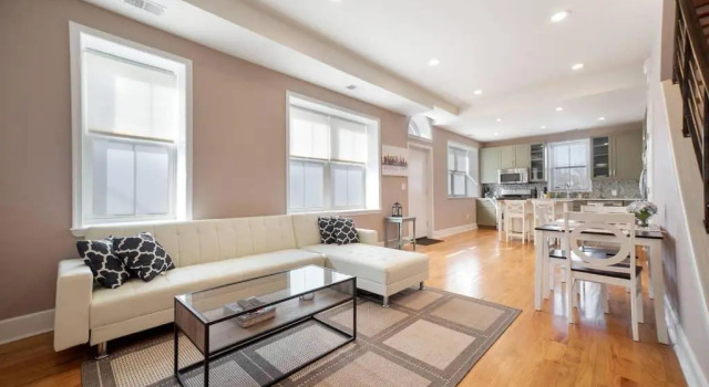 Коттедж Fire Pit -Roof Deck- Parking -Penn-CHOP-Sleeps 7