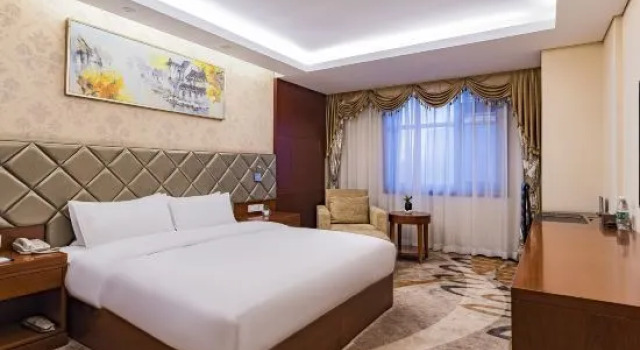 Люкс Business Golden Harbor Hotel