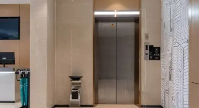 City Comfort Inn Hotel (Jiangmen Kaiping Shuikou Bus Station), Boek Hotel Hotels in Guangdong met parkeren, Parkeren