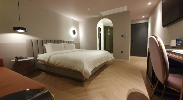 Yangsan Bukbudong Button Hotel Sports Complex Branch