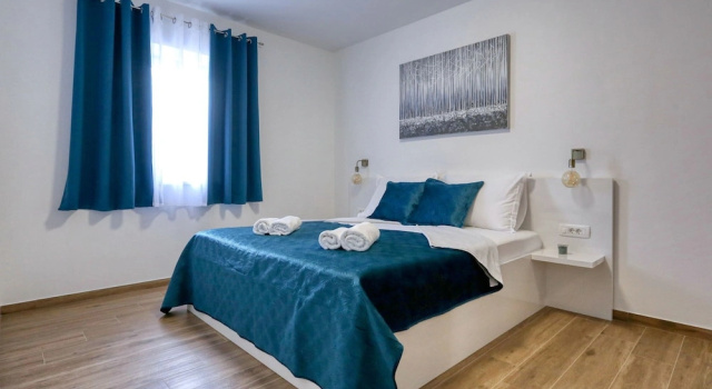 Villa Orkula With Heated Pool