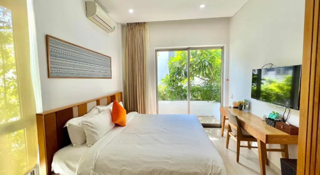 Студия с балконом и с видом на город Babylon Garden Da Nang