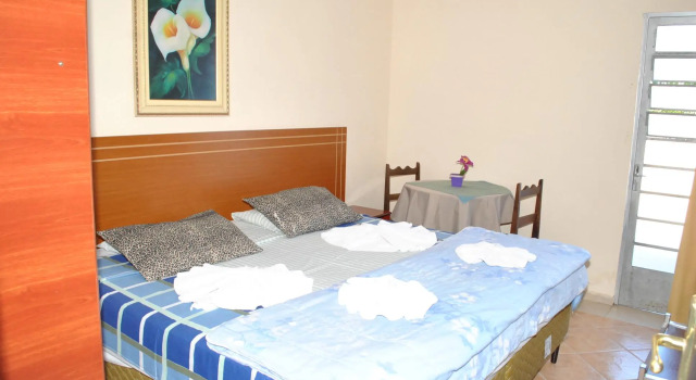 Pousada Hotel Casarão SerraNegra, Забронировать Отель Отели Серра-Негра с парковкой, рядом с Serra Negra Bus Station, Парковка