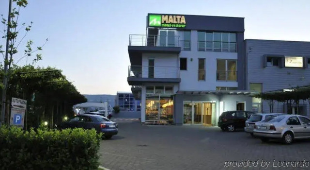 Motel Aura, Забронировать Мотель Отели Мостар с завтраком, Завтраки