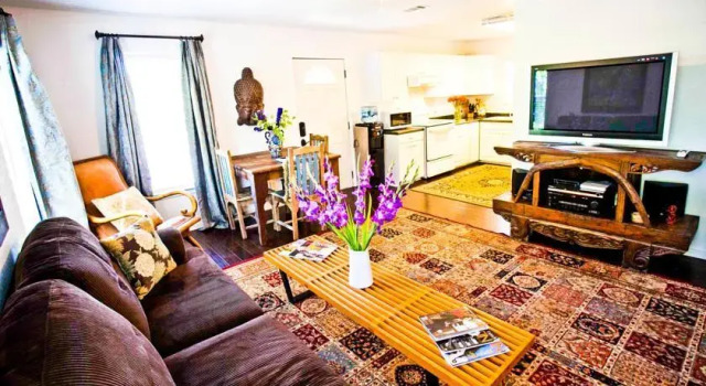 South Congress Getaways, Забронировать Гостевой дом Гостевые дома Остина, Гостевой дом