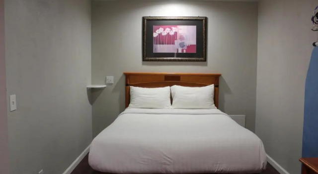 Трёхместный номер Standard Thunderbird Motel Las Vegas/ New Mexico