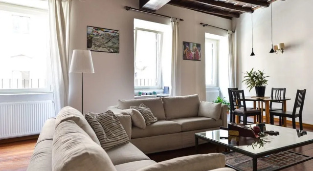 Spanish Steps Apartment