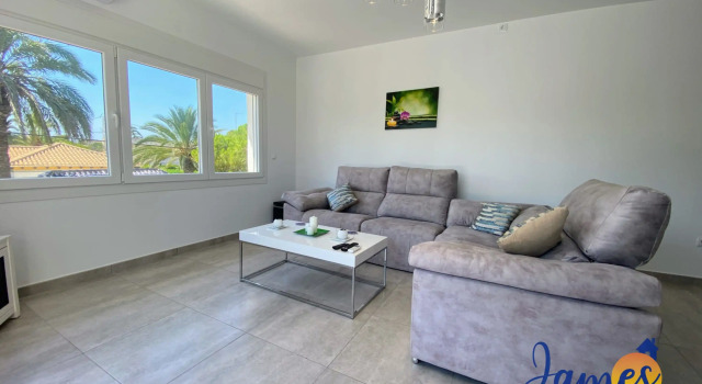 Cabo Roig Penthouse  close to the beach sleeps 8 LZ4, Забронировать Апартаменты/квартира Кабо-Рой Коста-Бланка