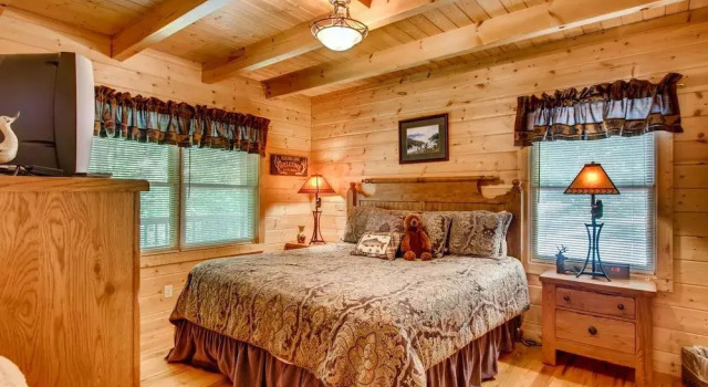 Tomahawk Lodge by RedAwning