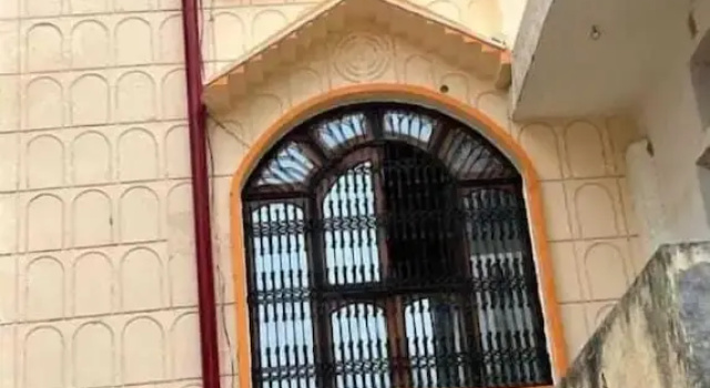 Ayodhya Cantt Palace & Restaurant, Забронировать Гостевой дом Гостевые дома Файзабада, Гостевой дом