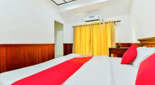 OYO 22783 Indraprastham Whitehouse 4 Bhk, Varaa Hotelli Cherthala 