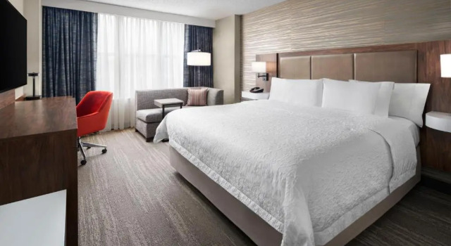 Номер для гостей с ограниченными возможностями Hampton Inn & Suites Chicago-Downtown