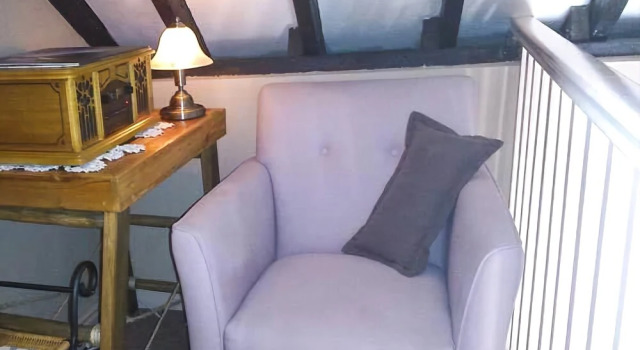 Host Stay Foxglove Cottage