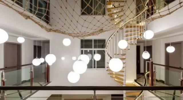 Luoping Zhangyue Express Hotel