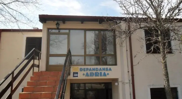 Depadance Adria, Prenota Hotel Njivice 