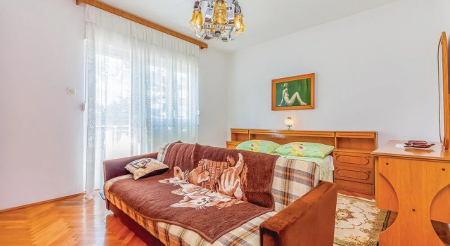 Awesome Apartment in Jadranovo With 2 Bedrooms and Wifi, Забронировать Апартаменты/квартира Ядраново Приморско-Горанская жупания