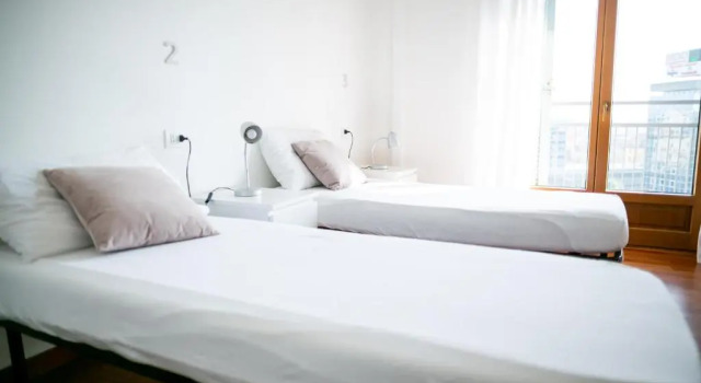 Кровать в общем номере B&B Best Hostel Milano