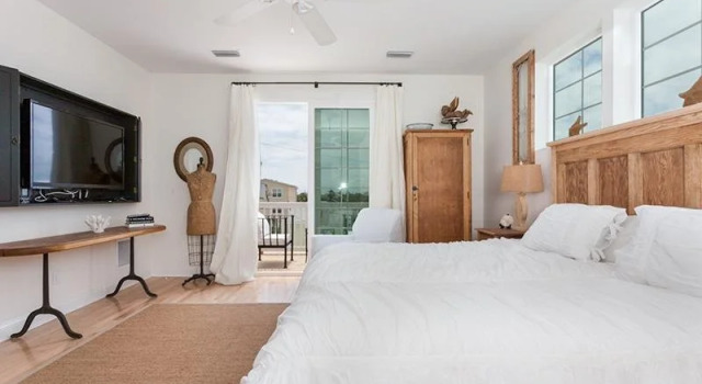Upper Deck By Vacation Rental Pros