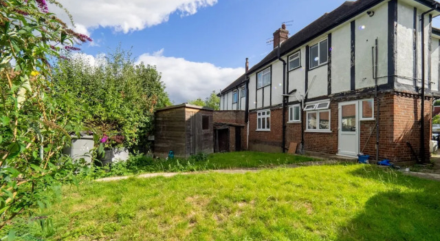 2 Bedroom Ground Floor Apartment