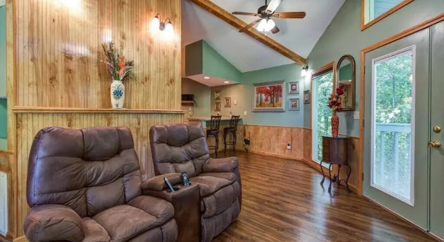 Woodsong - One Bedroom Cabin, Забронировать Отель Отели Гатлинберг 3 звезды, 3*