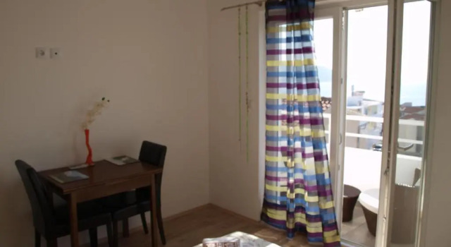 Apartments Nadia, Забронировать Апартаменты/квартира Игране Макарска Ривьера