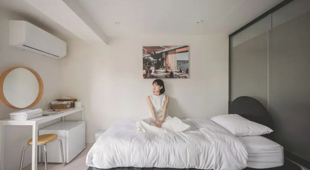 Camera Superior Slow On Hostel Hongdae