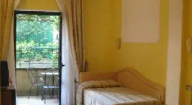 Номер Economy Platani Hotel