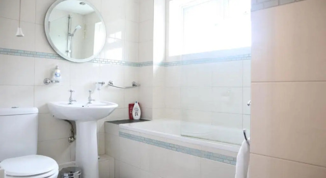 Апартаменты Twelve Thirty Serviced Apartments - Balham