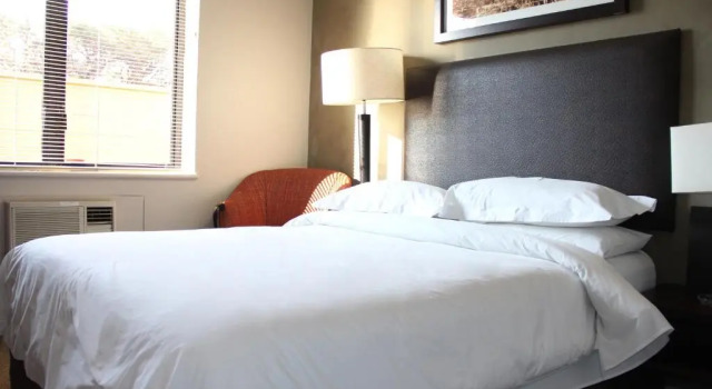 Номер Standard Illovo Hotel