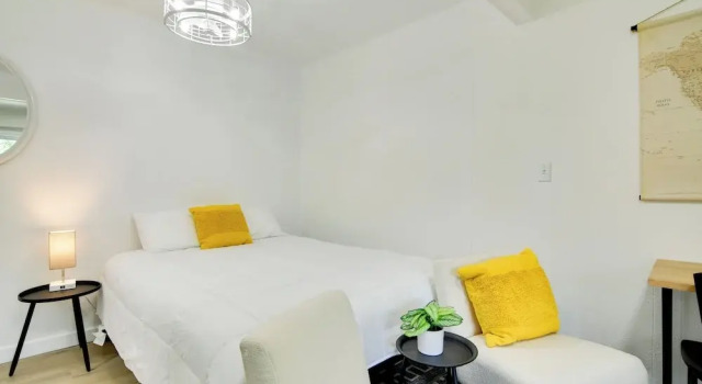 Апартаменты Charming Studio w/ Pool & Table Rock Lake Access!