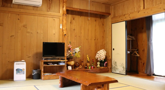Yakusugi House, จอง บ้านพักตากอากาศ Miyanoura โอกินาว่า