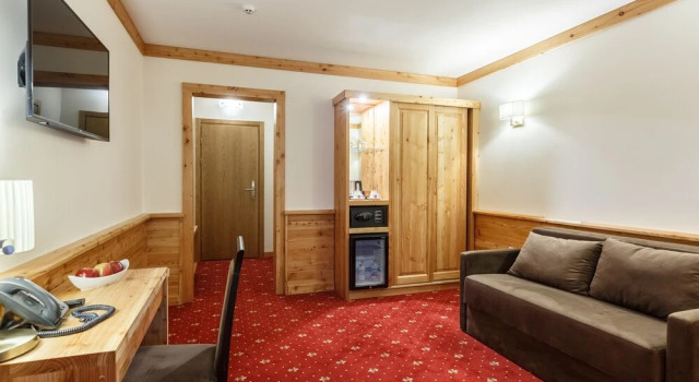 Baron SPA Hotel - Museum Yaremche, Prenota Hotel Hotel a Ivano-Frankovsk con parcheggio, Parcheggio