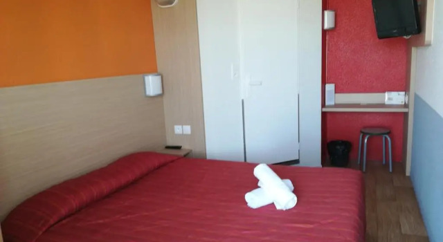 Двухместный номер Standard Hotel Campc Proville