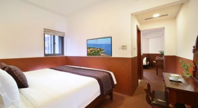 Семейный люкс 92 Castle Villa Hotel