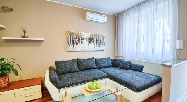 Apartment Arena, Забронировать Апартаменты/квартира Отели Пула с бассейном, рядом с Pula Twin Gates, Бассейн