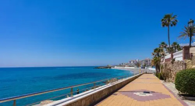 Andaluz Apartments Torrecilla, Забронировать Апартаменты/квартира Апартаменты Нерха, рядом с Церковь Эль-Сальвадор, Апартаменты/квартира