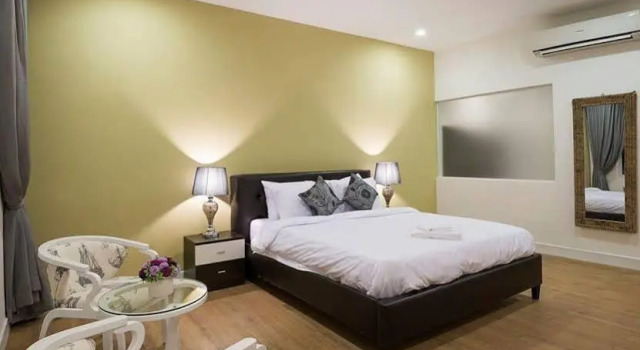 La Palm Serviced Apartment