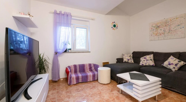 Cozy Home In Marcana With Wifi, Book Hotel Marčana Pula Region