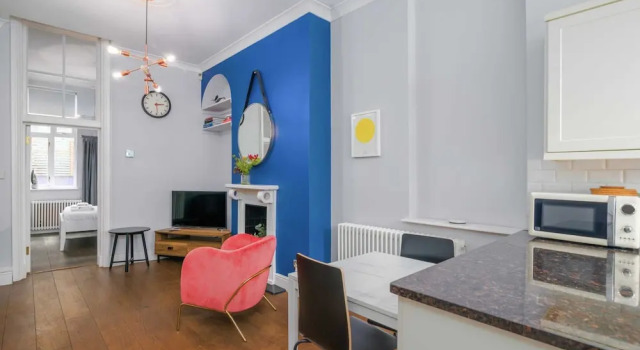 Modern En-Suite Flat - near Islington High Street