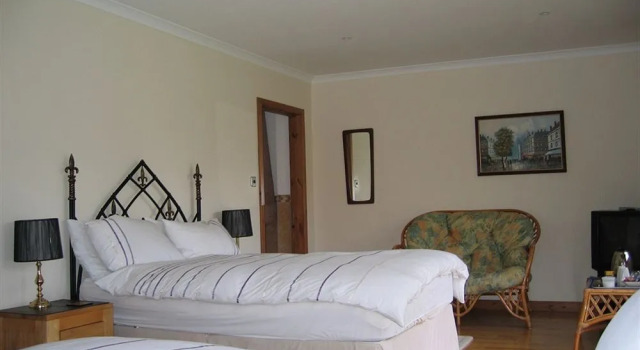 Garadh Buidhe, Book Hotel Muirshearlich Scotland