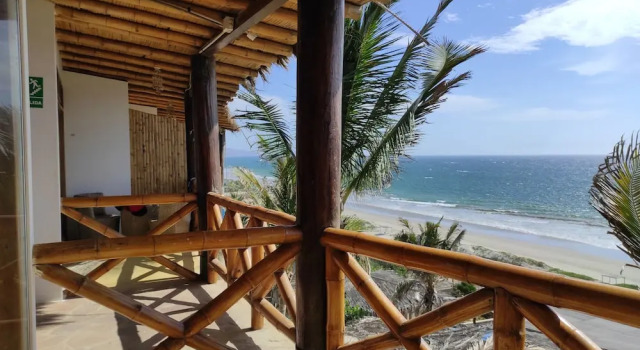 Семейный номер Standard с видом на океан Hotel Costa Blanca Mancora