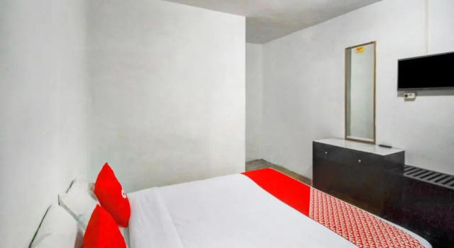 Номер Standard OYO 2322 Dien Karona Hotel