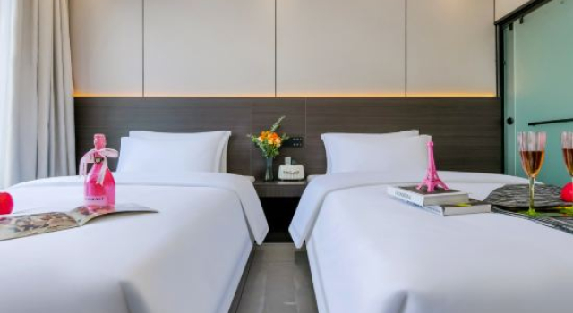 Mig Holiday Hotel